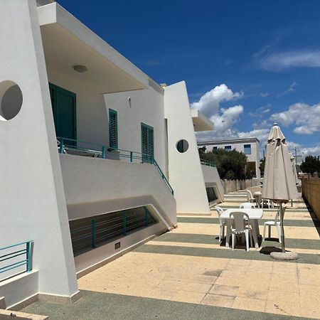 Terrazze Del Mare Aparthotel Racale Exterior foto