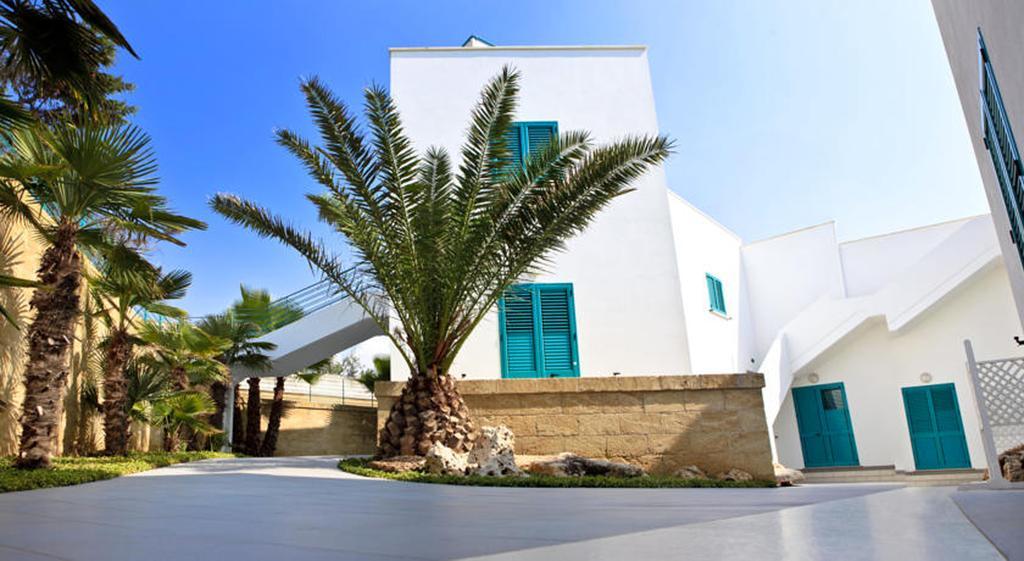 Terrazze Del Mare Aparthotel Racale Exterior foto