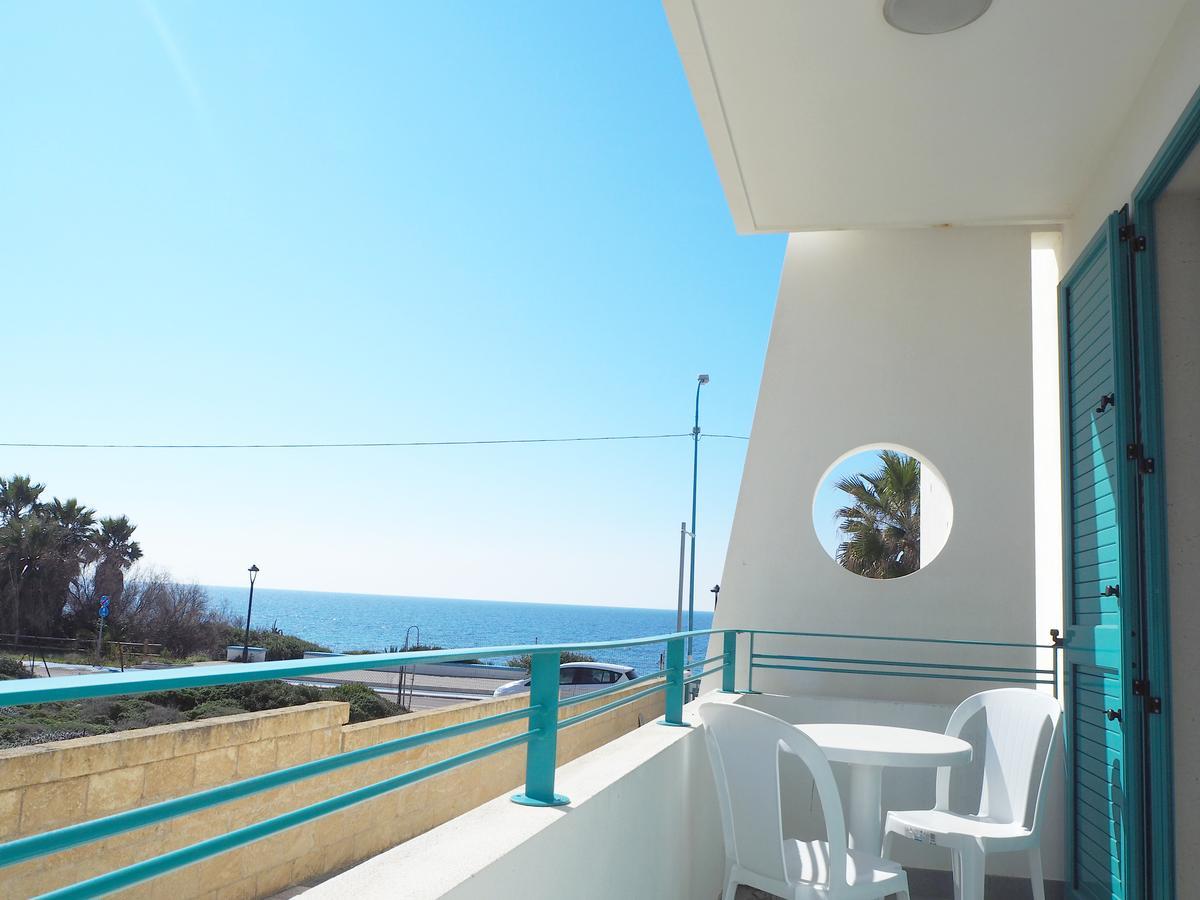 Terrazze Del Mare Aparthotel Racale Exterior foto